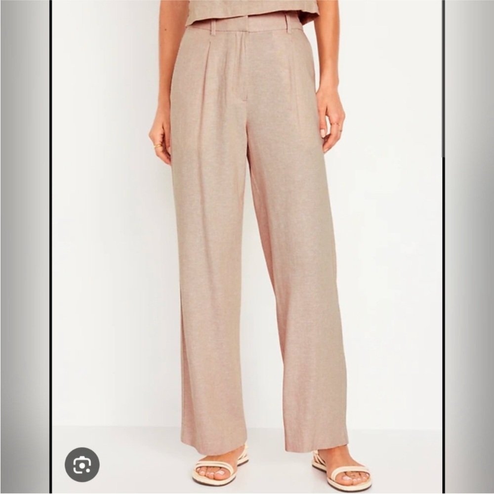 Old Navy Wide-Leg High-Rise Pants in Light Taupe